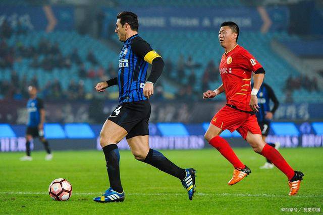 英媒：纽卡中卫博特曼即将回归